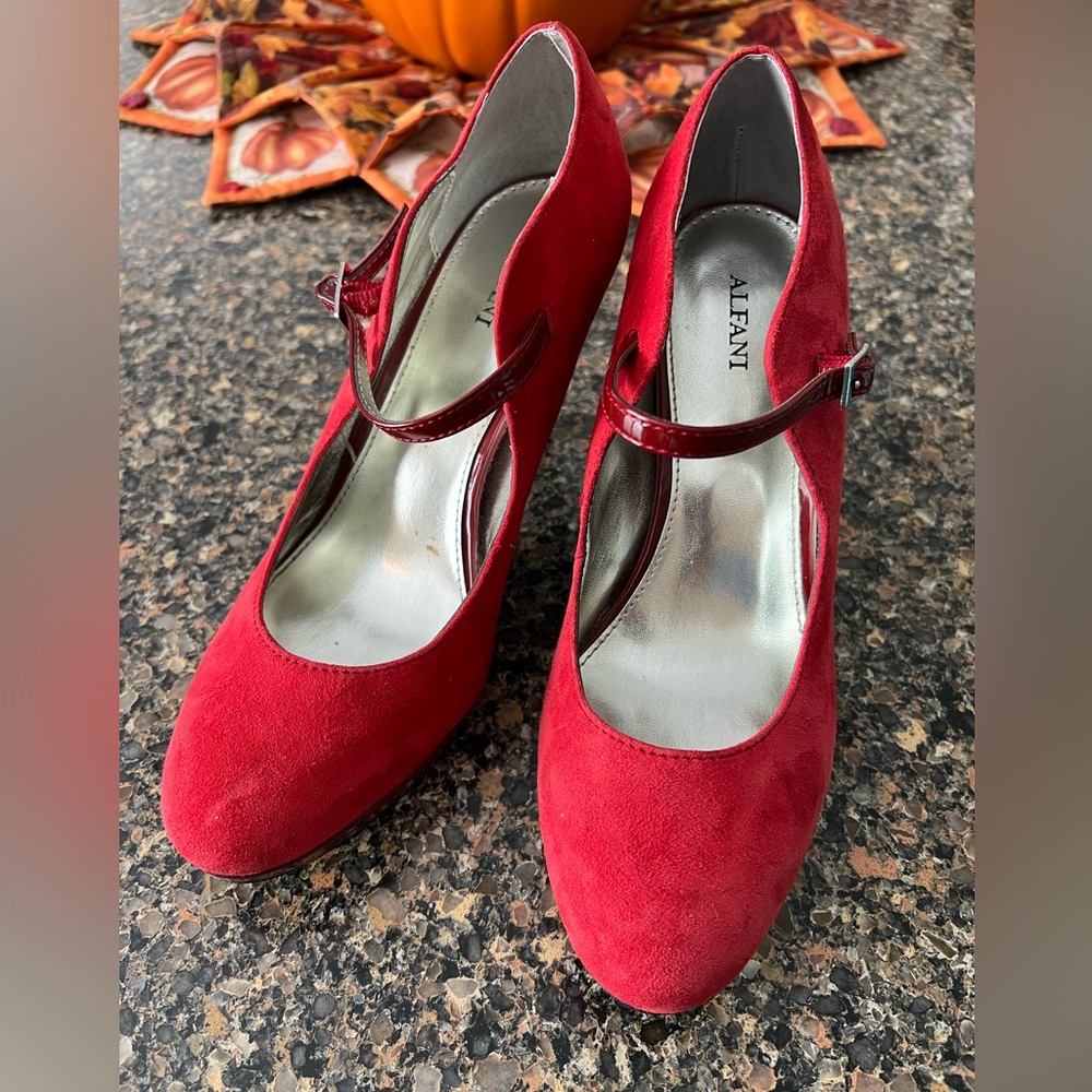Alfani stiletto heel shoes